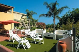 thumbnail: Sundeck