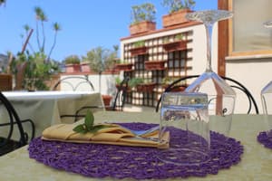thumbnail: Restaurant