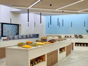 thumbnail: Breakfast area