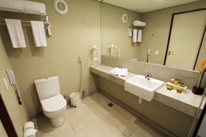 thumbnail: Bathroom