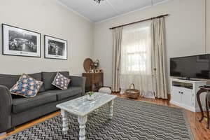 thumbnail: Living area