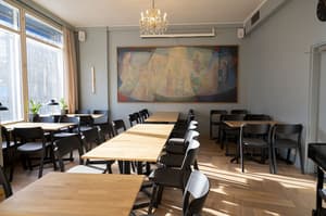 thumbnail: Restaurant