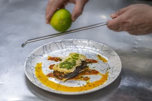 thumbnail: Restaurant
