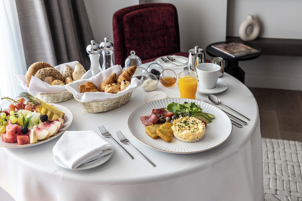 Room service - dining