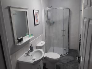thumbnail: Bathroom shower