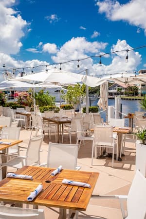 thumbnail: Restaurant