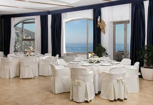 thumbnail: Banquet hall