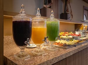 thumbnail: Breakfast buffet
