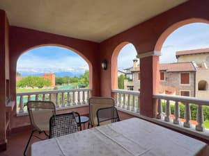 thumbnail: Terrace/patio