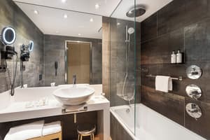 thumbnail: Bathroom