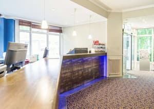 thumbnail: Reception