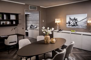 thumbnail: Living area