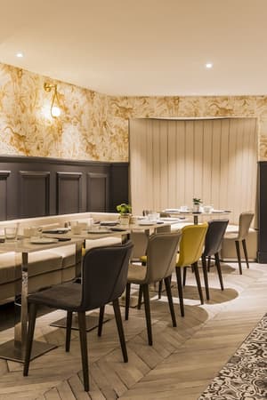 thumbnail: Breakfast area