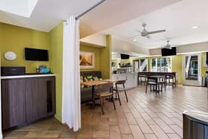 thumbnail: Dining,Dining Area,Breakfast,On-Site