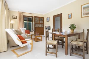 thumbnail: Living area