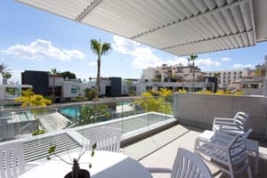 thumbnail: Balcony
