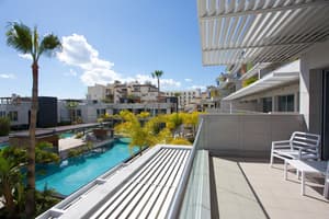 thumbnail: Balcony