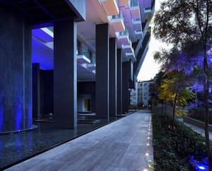 thumbnail: Exterior