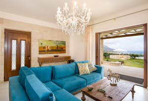 thumbnail: Living area