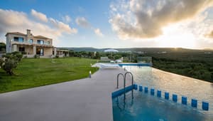 thumbnail: Exterior