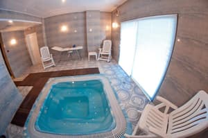 thumbnail: Pool