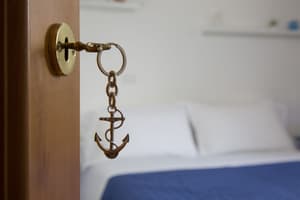 thumbnail: Room amenity
