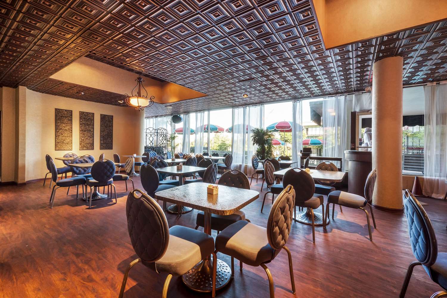 Restaurant-cafeteria