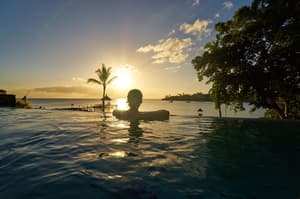 thumbnail: Infinity pool