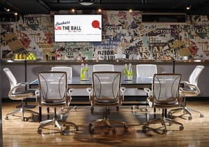 thumbnail: Business center