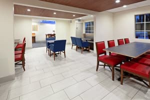 thumbnail: Breakfast Room
