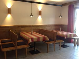 thumbnail: Breakfast area