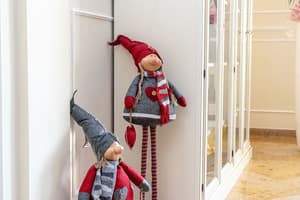 thumbnail: Interior detail