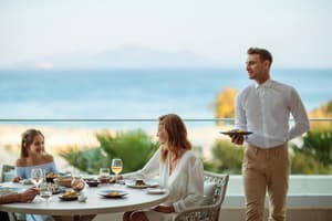 thumbnail: Outdoor dining