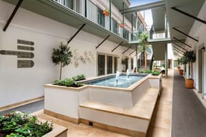 thumbnail: Pool