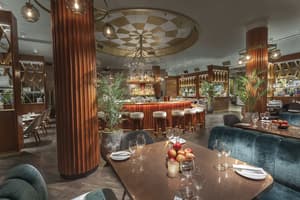 thumbnail: Bar (on property)