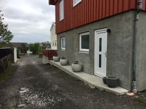 thumbnail: Exterior