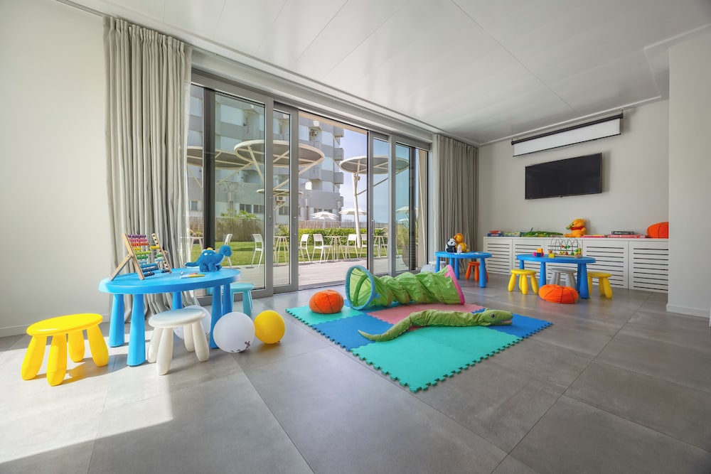 Children's play area - indoor