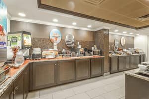 thumbnail: Breakfast area