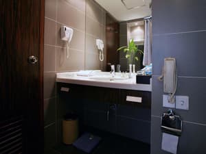thumbnail: 9501e2b15747f3e7e844ac14a3dc3892.jpg