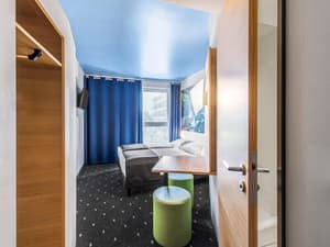 thumbnail: Interior