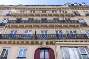 thumbnail: Front of property