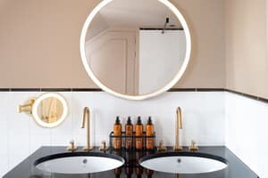 thumbnail: Bathroom