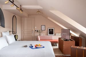 thumbnail: Room