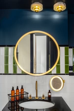 thumbnail: Bathroom