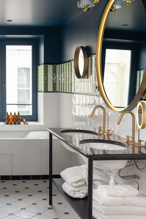 thumbnail: Bathroom