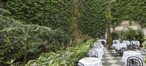 thumbnail: Outdoor dining