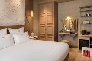 thumbnail: Room
