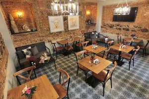 thumbnail: Restaurant