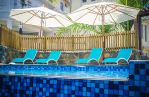 thumbnail: Pool