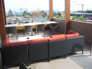thumbnail: Outdoor dining